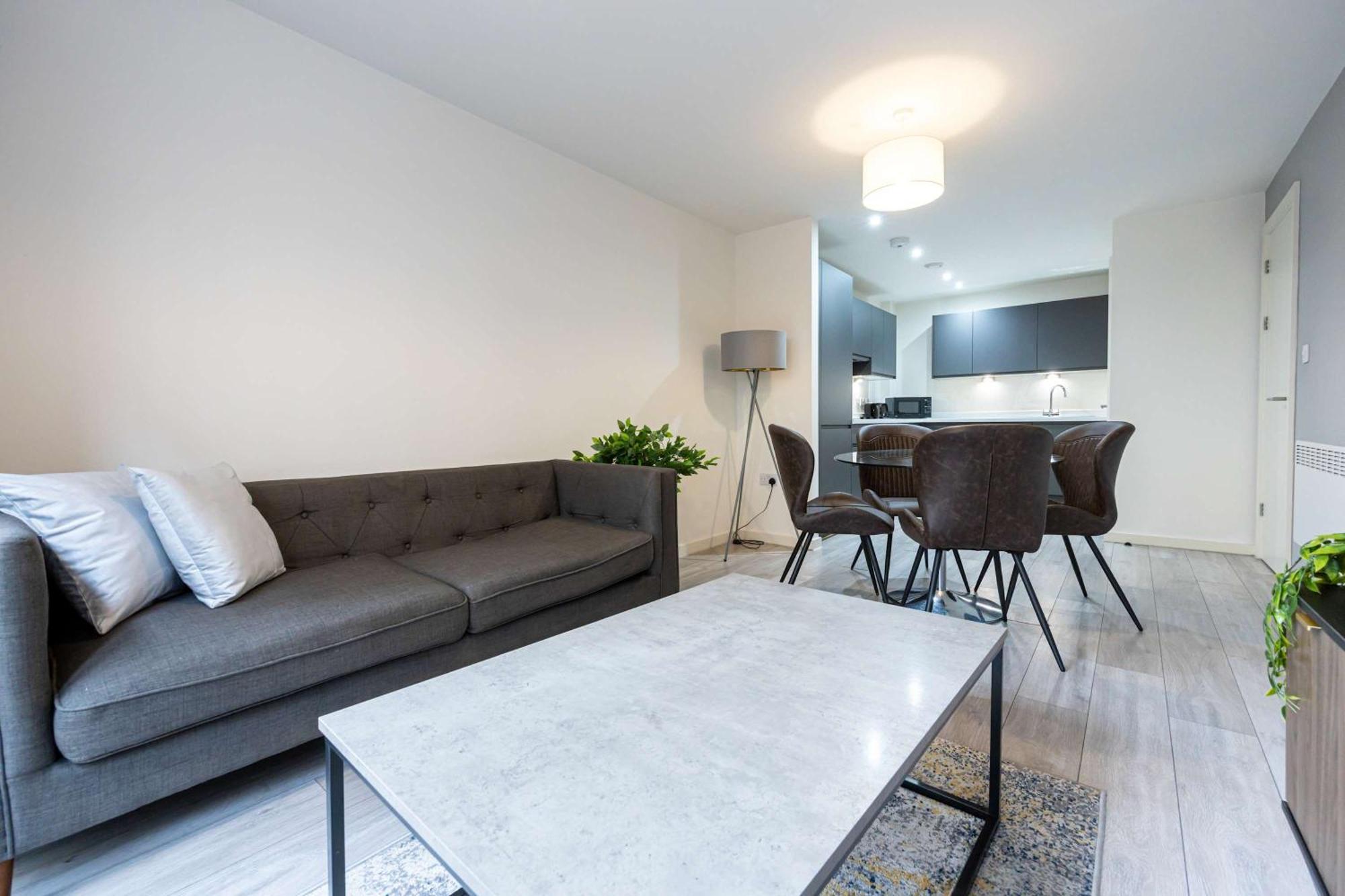 Apartment Stylish 2-bedroom