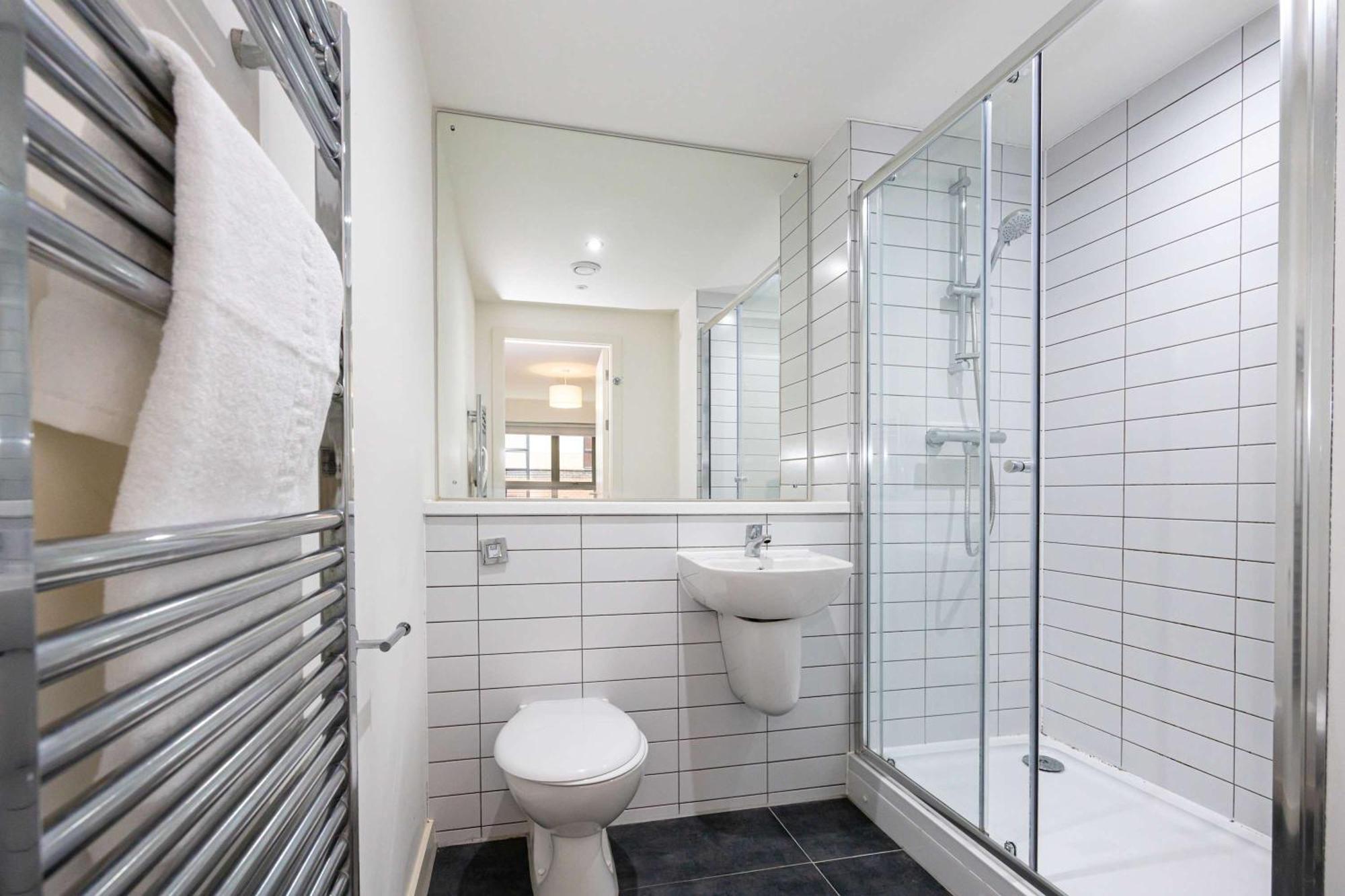 Stylish 2-bedroom *